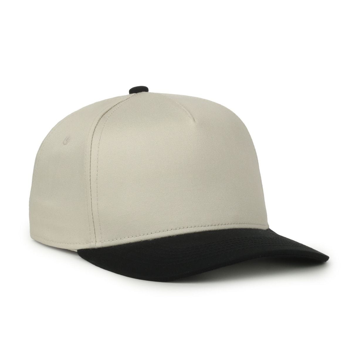 OC560 Ivory/Black - Front Quarter